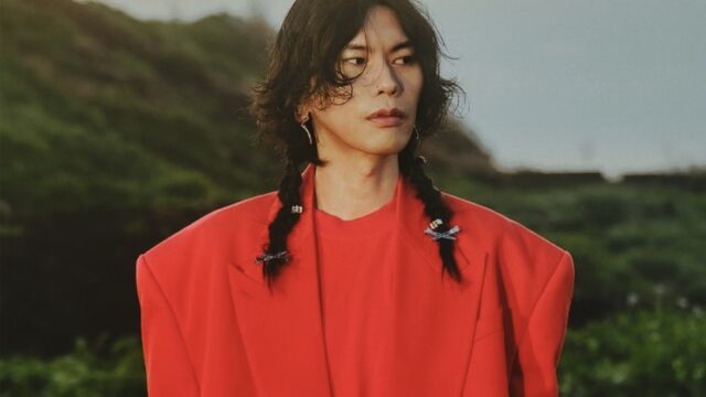 kenshi yonezu, facts about kenshi yonezu, information about kenshi yonezu, who is kenshi yonezu, kenshi yonezu plastic surgery, kenshi yonezu facial images, kenshi yonezu face, kenshi yonezu teeth